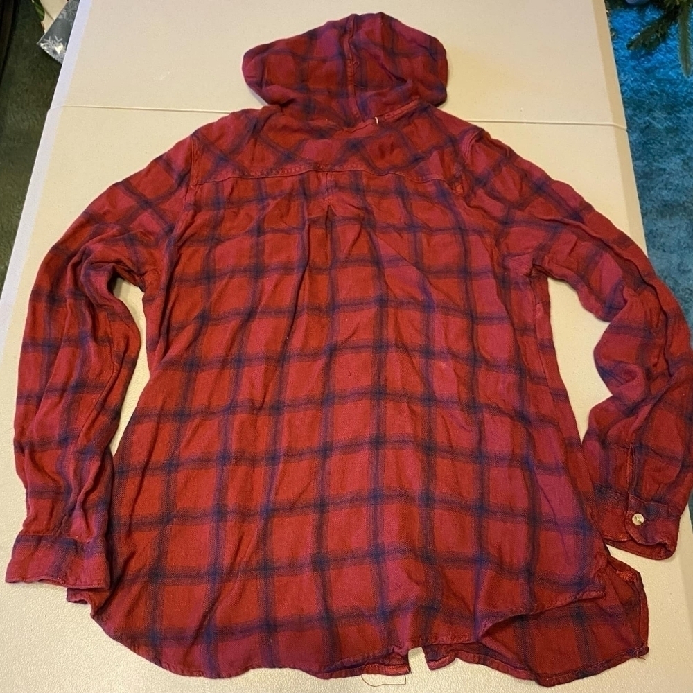 Maurices Red Blue Plaid Hooded Button Shirt Women's XL Fall Layer Western EUC - Picture 3 of 7